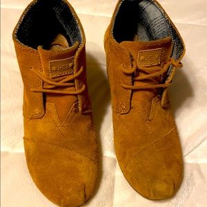 Women’s Tom’s wedges